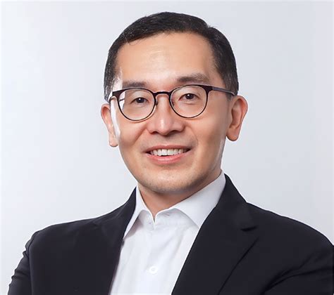 Dr Edmund Lee