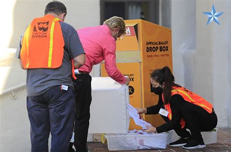 Oahu Voters Cast Their Ballots Ahead Of Election Day Honolulu Star Advertiser