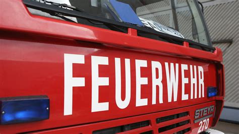 Junger Feuerwehrmann Stirbt Bei Unfall In Eigener Gemeinde