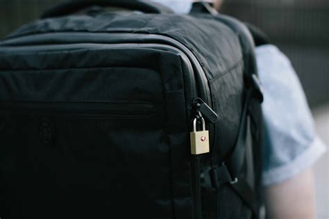 Bag Safety 4 Rules To Secure Your Stuff Tortuga Backpacks Blog