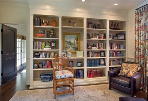 20 Living Rooms With The Textural Beauty Of Grasscloth