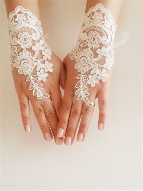 Ivory Wedding Glove Bridal Glove Ivory Lace Gloves Fingerless