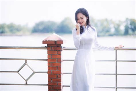 Hot Girl Th D N Khi N M Y R U B N Th N Khi Di N O D I Tr Ng