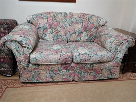 15 Ideas Of Cottage Style Sofas And Chairs