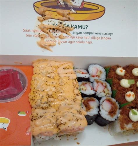 Fess On Twitter Aku Baru Pertama Coba Sushi Dan Kebetulan Cobanya