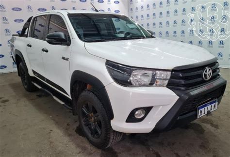 Toyota Hilux A Partir De R Mil Amarok Extreme V R Mil Fiat