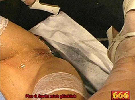 Piss Snapshots With Kathy And Annette Schwarz Porn Pic