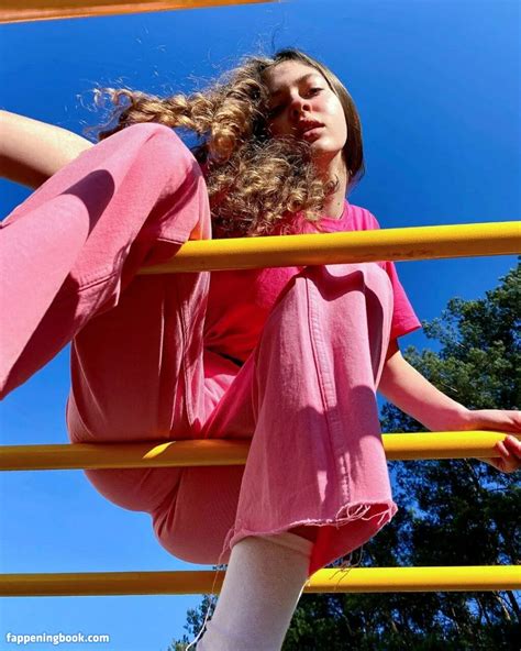 Stefania Deriabina St Efania Deriabina Nude OnlyFans Leaks Fappening Page FappeningBook