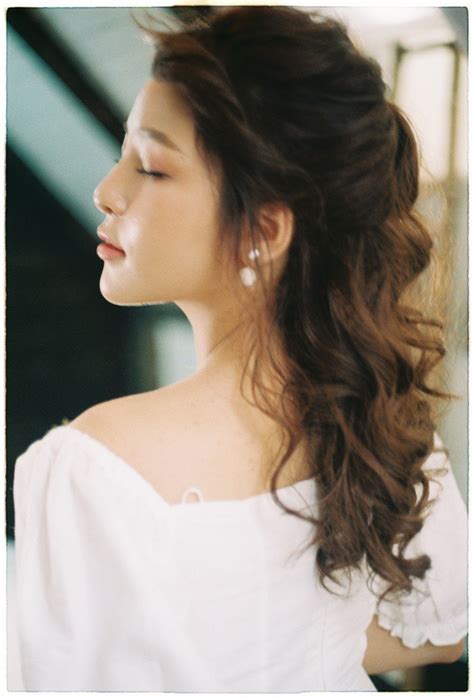 Hot girl World Cup Trâm Anh tiết lộ gia thế cùng mẹ đẻ trẻ trung sành điệu Báo Dân trí