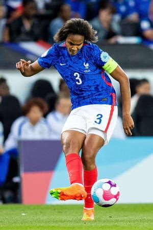 Qui est Wendie Renard la footballeuse française star de l Olympique