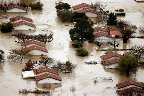 Alluvioni In Spagna Il Maltempo Flagella Navarra E Aragona Almeno 2