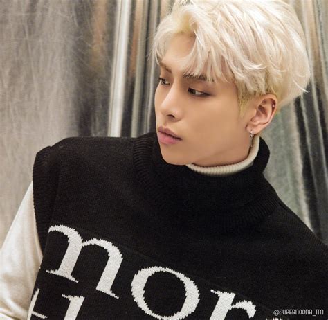 Scans Jonghyun SHINee Poet Artist Photobook