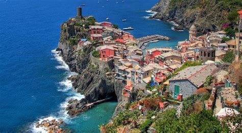 The Ligurian sea, Vernazza, Italy, 1080P, The Mediterranean HD Wallpaper