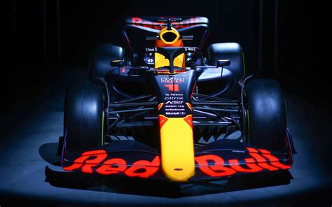 レッドブル・レーシング、2022年シーズンの新型f1マシン「rb18」発表 Car Watch