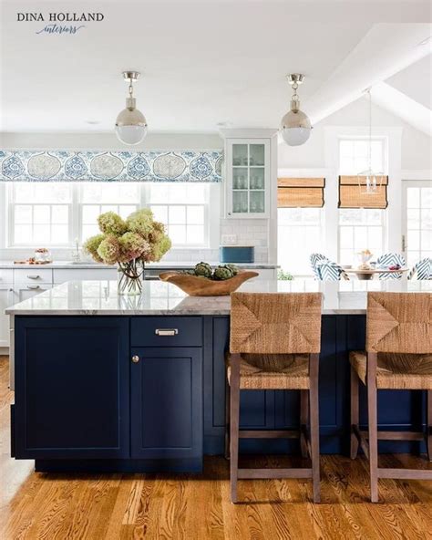 Top 10 Colors For Your Kitchen Island