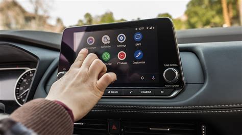 Android Auto Tips and Tricks: How to Maximize Your Experience