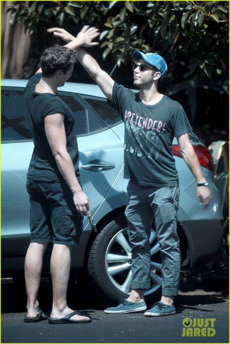 Jonathan Groff And Skylar Astin High Five Photo 2711567 Jonathan