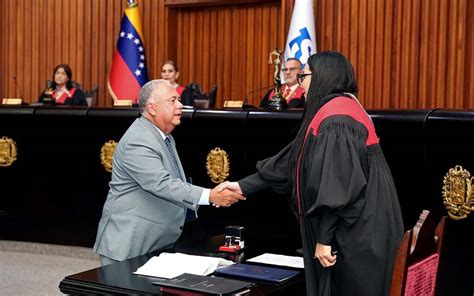 Consejo Electoral De Venezuela Entrega Al Tribunal Supremo Las Actas De