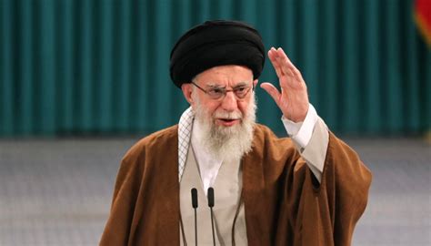 L Ayatollah Khamenei Ordina La Rappresaglia Dell Iran Su Israele