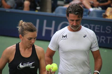 Patrick Mouratoglou A Luat Decizia Lovitur Total Pentru Simona Halep