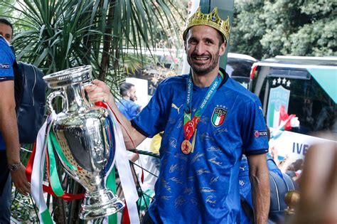 Chiellini and Lukaku up for Golden Foot Award - Football Italia