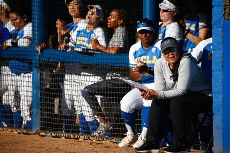 Ucla Softball Is On Really Big High With Return Of Olympians Los Angeles Times