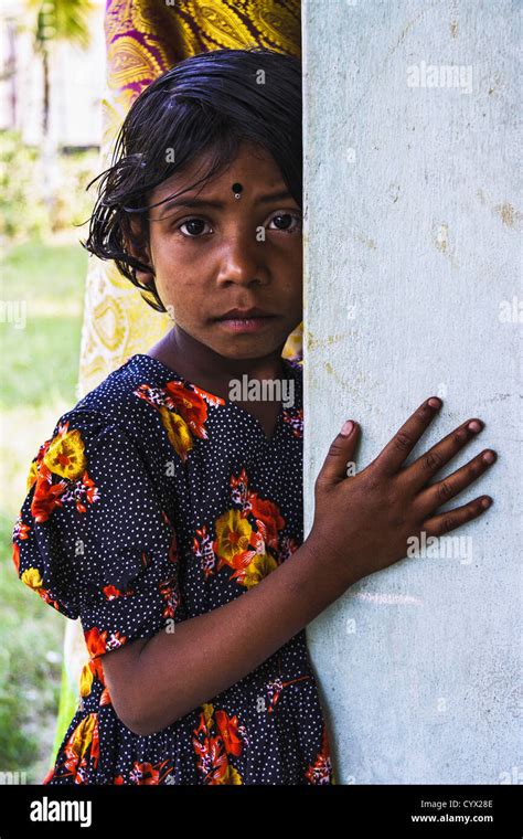 Girl Cute Bangladeshi Hi Res Stock Photography And Images Alamy