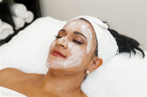 Luxury Spa Facials - 30 minutes - Summer Elisabeth Day Spa