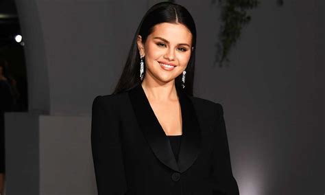 Selena Gomez Responde A Las Cr Ticas Por Su F Sico Y Muestra Sus Trucos