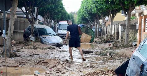 Violentes Inondations En Espagne Le Bilan Grimpe Morts Trois