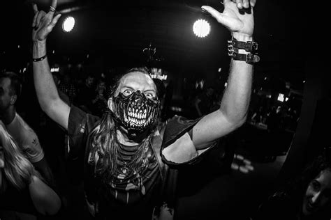 Brutal Death Metal vs. Death Metal - What's the Difference? | This vs. That