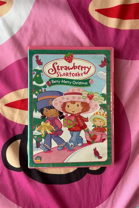 STRAWBERRY SHORTCAKE: BERRY MERRY CHRISTMAS DVD* – Nostalchicks