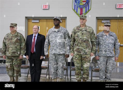 Maj Gen Frank Vavala Senator Chris Coons Col James Benson Command