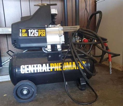 Central Pneumatic 2 Hp 8 Gal 125 Psi Air Compressor Sherwood Auctions