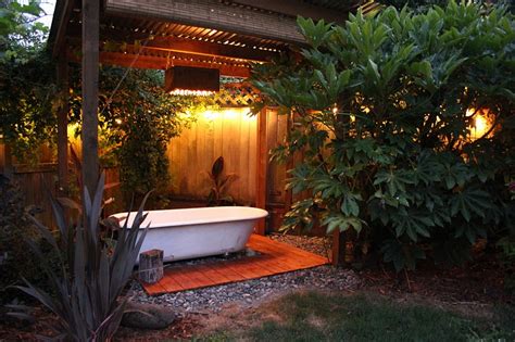 Salvaged bathtub at the heart of a lovely backyard spa! | 23 Amazing ...