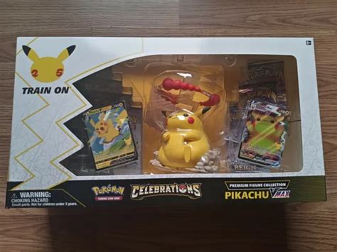 POKÉMON TCG CELEBRATIONS Premium Figure Collection Pikachu VMAX Box