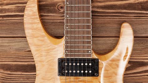 Humbucker Vs Single Coil What Are They And Which Is Better