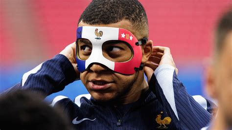 Kylian Mbappe Trains In Mask For First Time As France Boss Issues Major Broken Nose Update Ahead