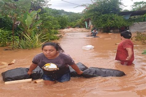 Emergencia en Huánuco desborde de río Sutpe deja más de 50 familias