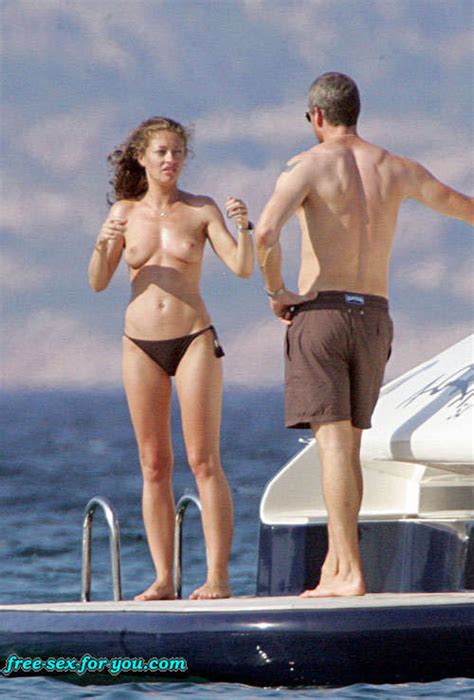 Rebecca Gayheart Showing Tits Topless On Yacht Paparazzi Pix Porn