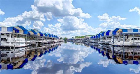 Bayport Marina slip, dock, mooring reservations - Dockwa