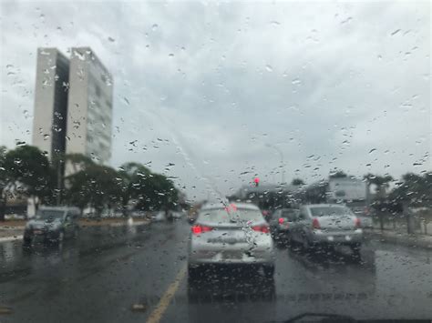 Após Longa Estiagem Chuva Volta Ao Df De Vez Nesta Quarta Veja