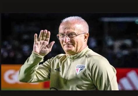 Dorival J Nior Aceita Convite Para Ser Treinador Da Sele O Brasileira