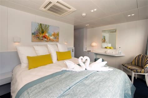 Ms Douce France Small Ship Cabin Photos Deck Plans And Cruises