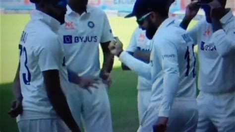 Virat Kohli Dancing On Jhoome Jo Pathaan Step Shahrukh Must Be