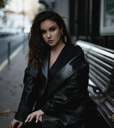 Belle Doyle Cam Model Free Live Sex Show Chat Stripchat