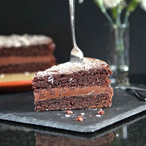 Chocolate Fudge Cake - An Easy Gluten Free Recipe