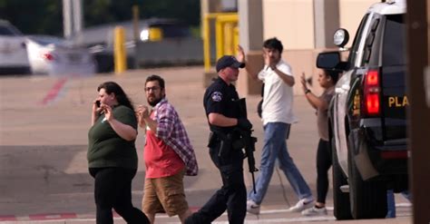 Mall Shooting In Allen Texas Leaves 9 Dead Including Gunman The