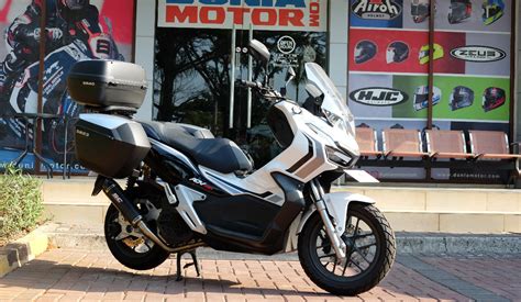 Honda Adv Box Shad Tampil Sport Touring Hasilnya Ganteng Duniamotor