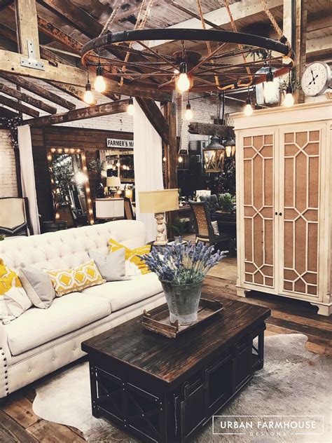 Rustic Charm and Modern Style: Urban Farmhouse Decor Ideas for Your